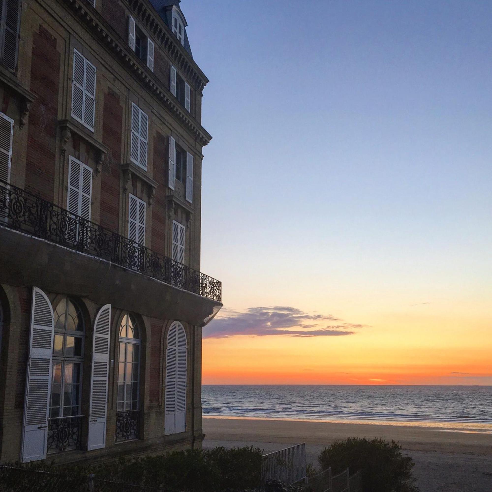 Le Trouville - Hotel De Charme Екстер'єр фото