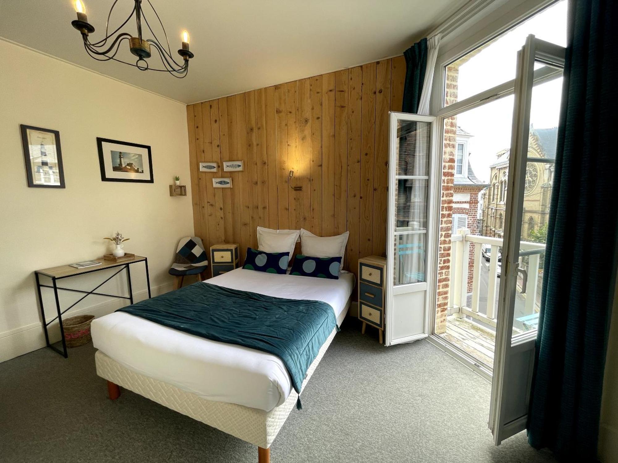 Le Trouville - Hotel De Charme Екстер'єр фото