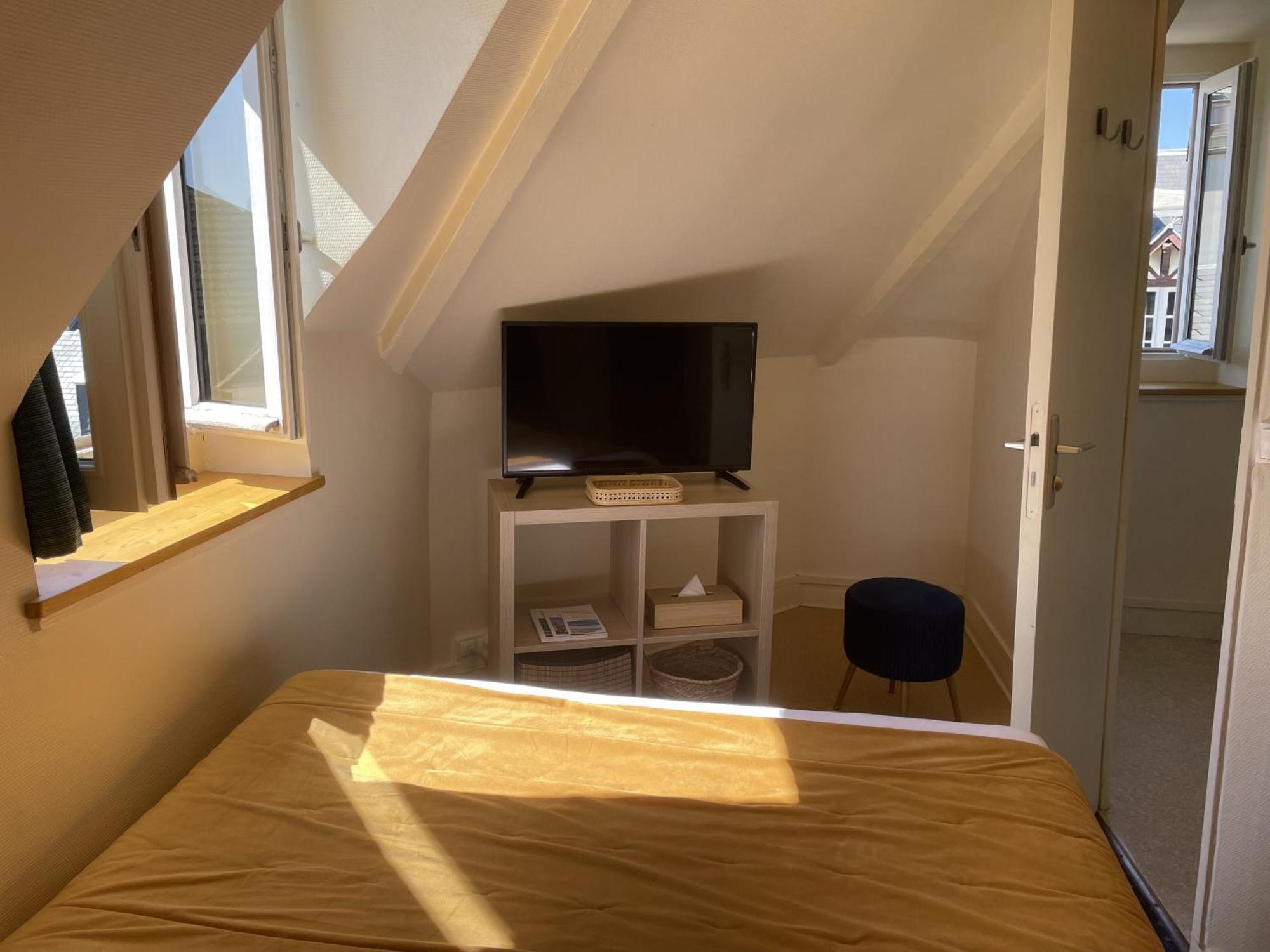 Le Trouville - Hotel De Charme Екстер'єр фото