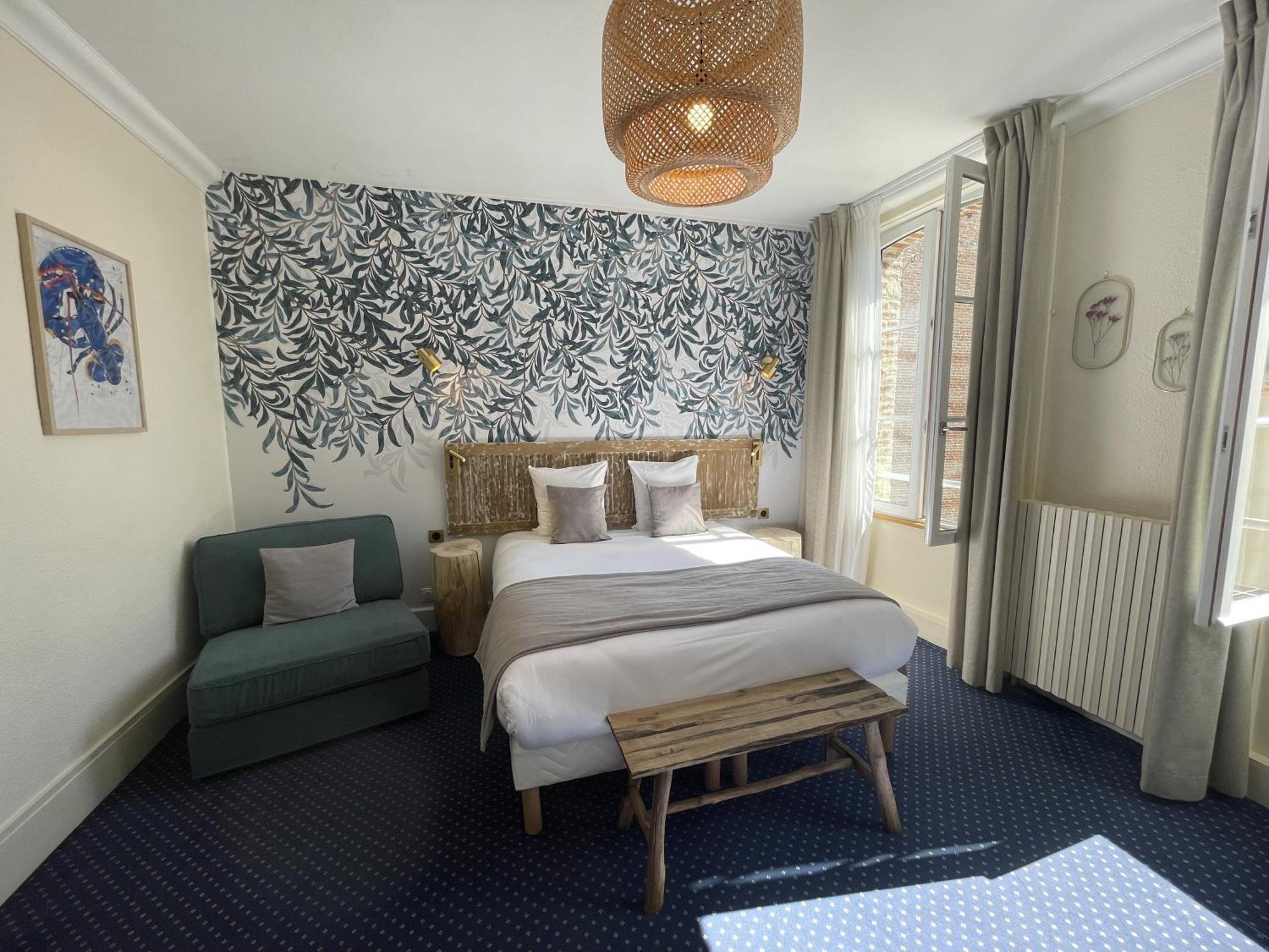 Le Trouville - Hotel De Charme Екстер'єр фото