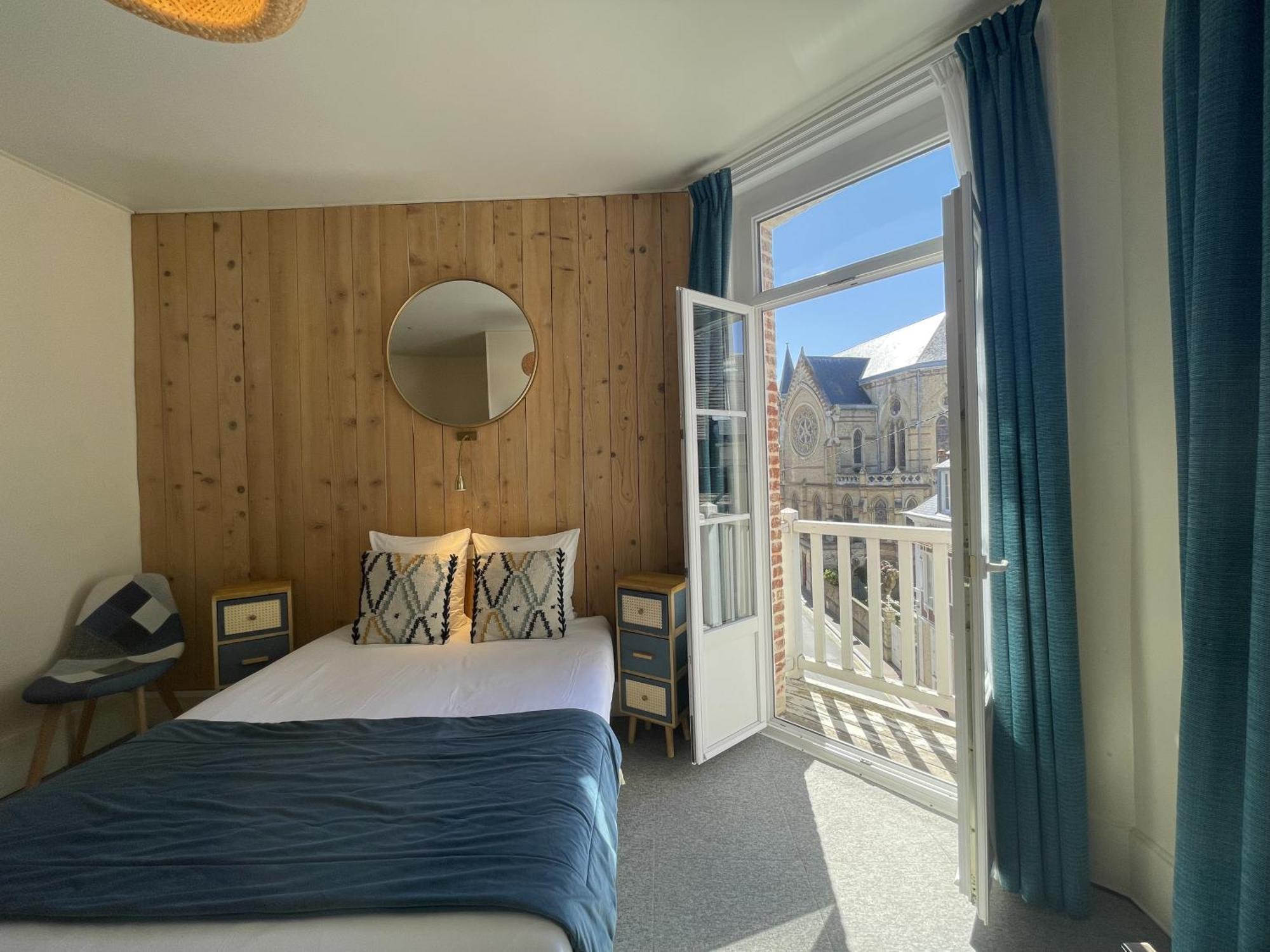 Le Trouville - Hotel De Charme Екстер'єр фото