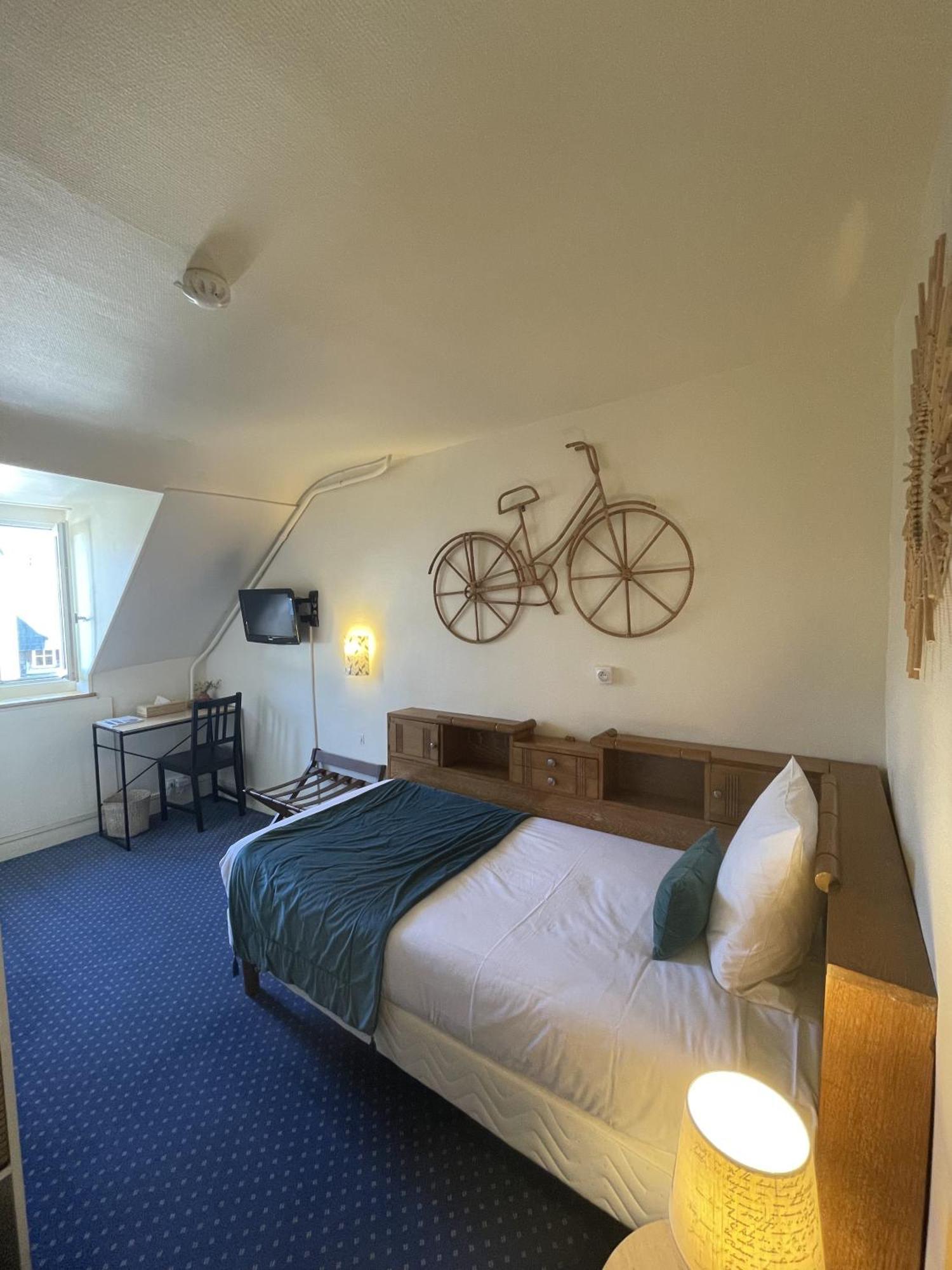 Le Trouville - Hotel De Charme Екстер'єр фото