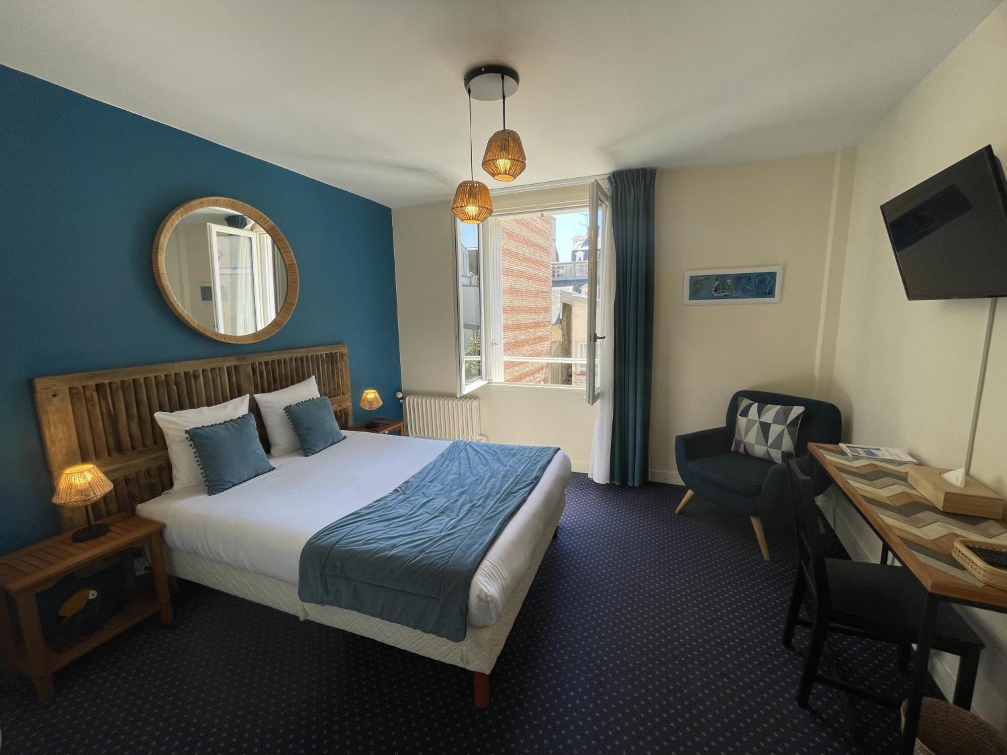 Le Trouville - Hotel De Charme Екстер'єр фото